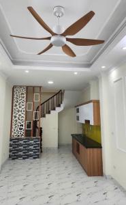  NHÀ ĐẸP –CẦU GIẤY - THOÁNG, SÁNG – NHIỀU TIỆN ÍCH.